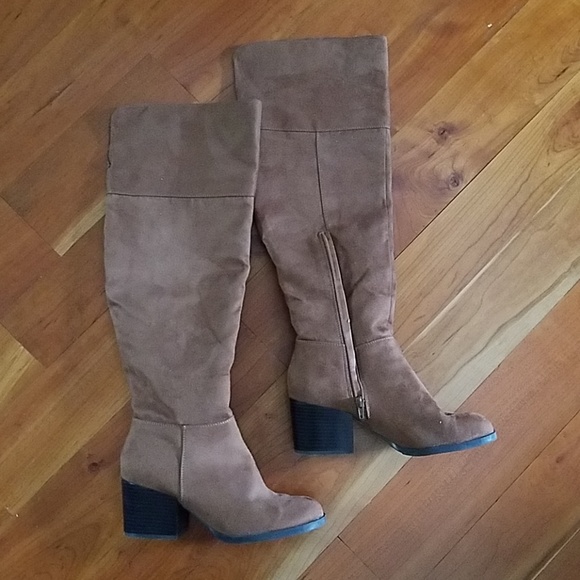 Brash Shoes - Brash thigh high boots 9 over knee Brash Shoes - Brash thigh high boots 9 over knee